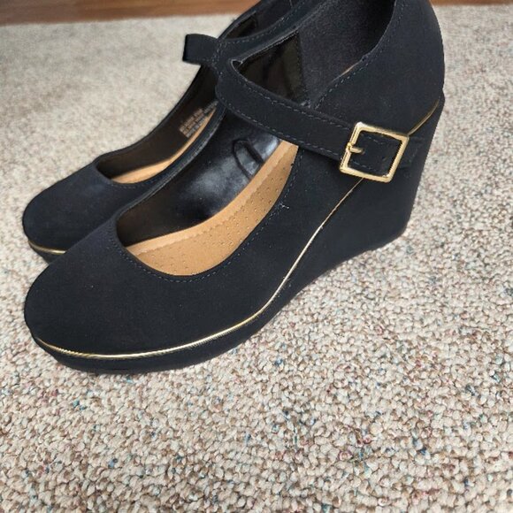 Elegant Andiamo Mary Jane Wedge - size 5.5 - NEW - Picture 3 of 5